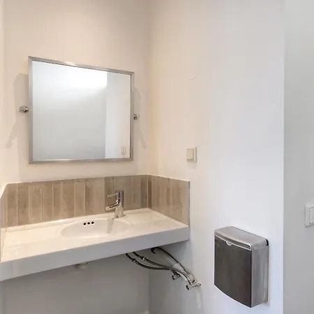 Апарт-отель Marnix360apartments Jordaan 4*