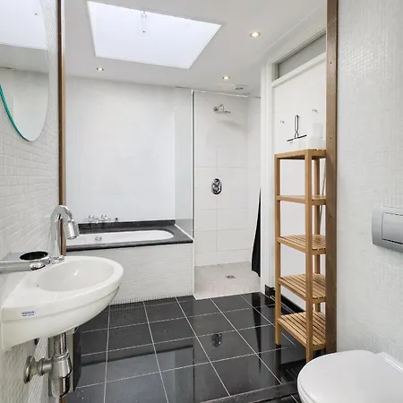 Апарт-отель Marnix360apartments Jordaan 4*